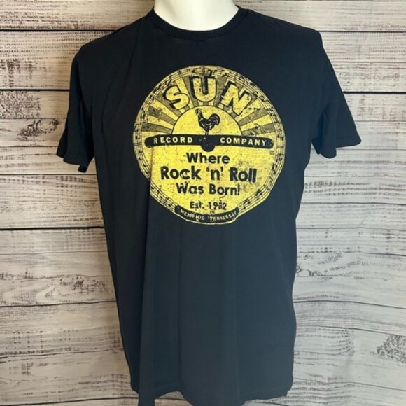 Sun Record Company Tops - EUC Sun Records (Elvis Presley) Graphic Tee
